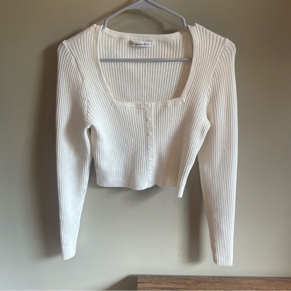 Abercrombie & Fitch Tops - Abercrombie & Fitch square neck crop top white medium